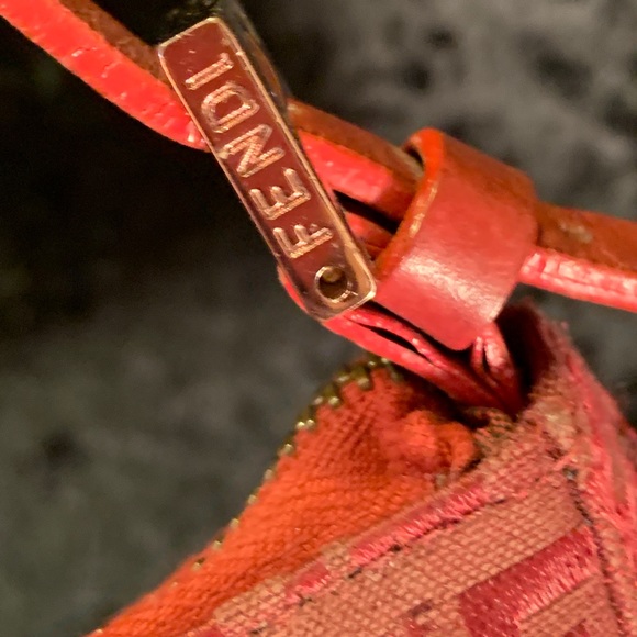 Authentic Fendi Monogram Bag Deep Red Semitracolla - Picture 3 of 8